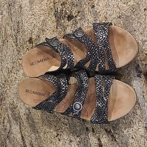 Romika Jamaica Snake Print Sandals Size EU40 / US 9-9.5